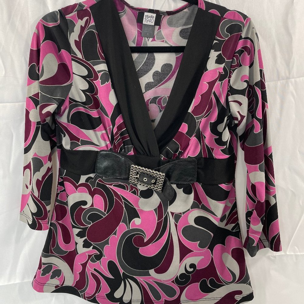 Studio 1940 Belted V neck 3/4 sleeve Top Size Small